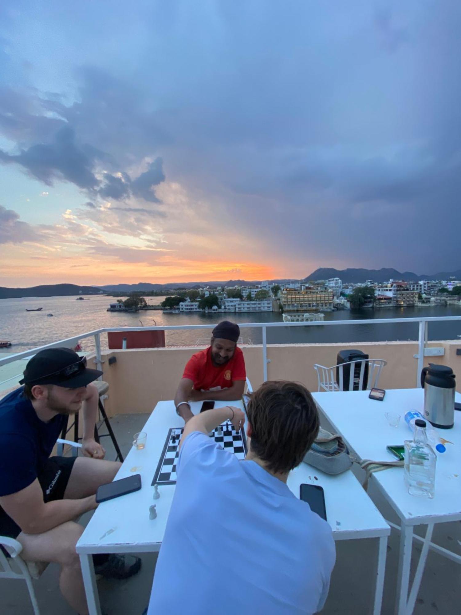 Hostel Mantra Ουνταϊπούρ Εξωτερικό φωτογραφία