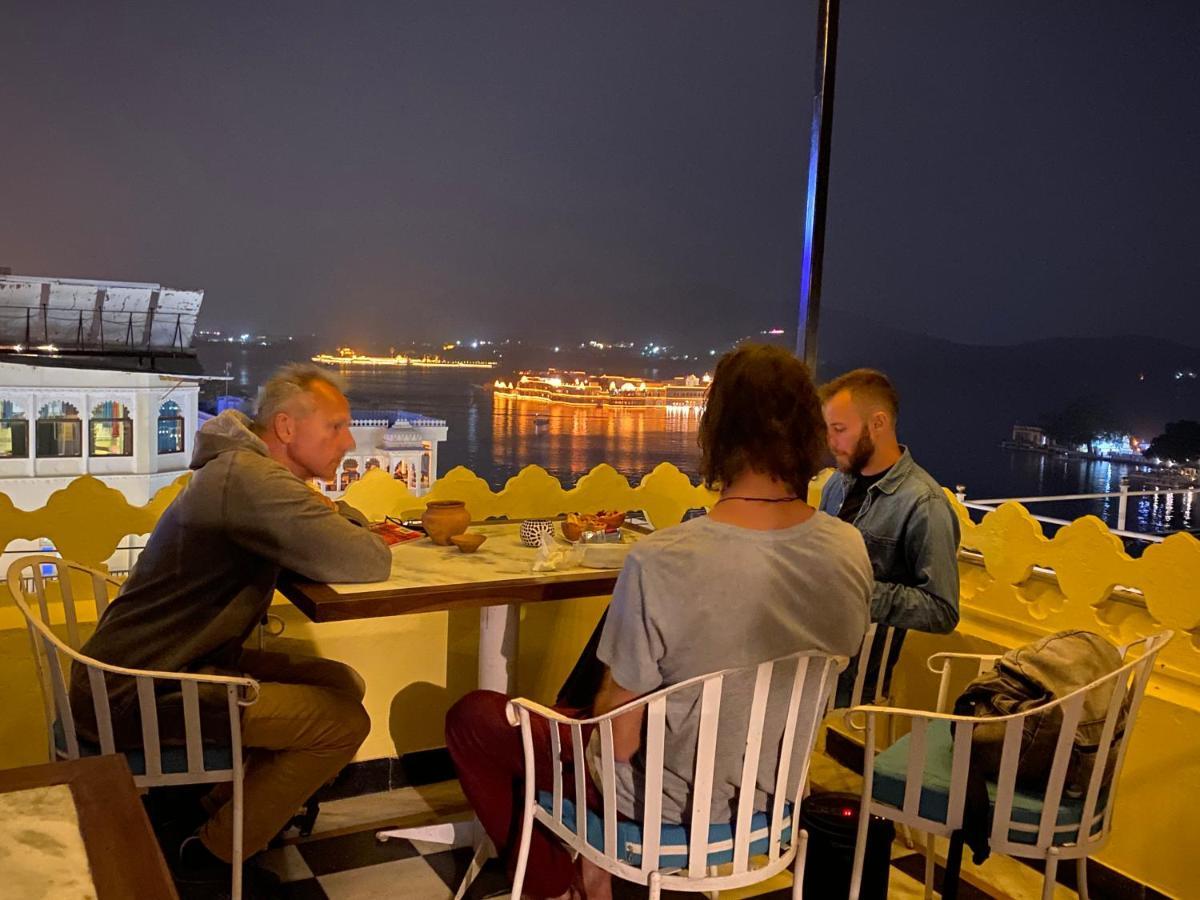 Hostel Mantra Ουνταϊπούρ Εξωτερικό φωτογραφία